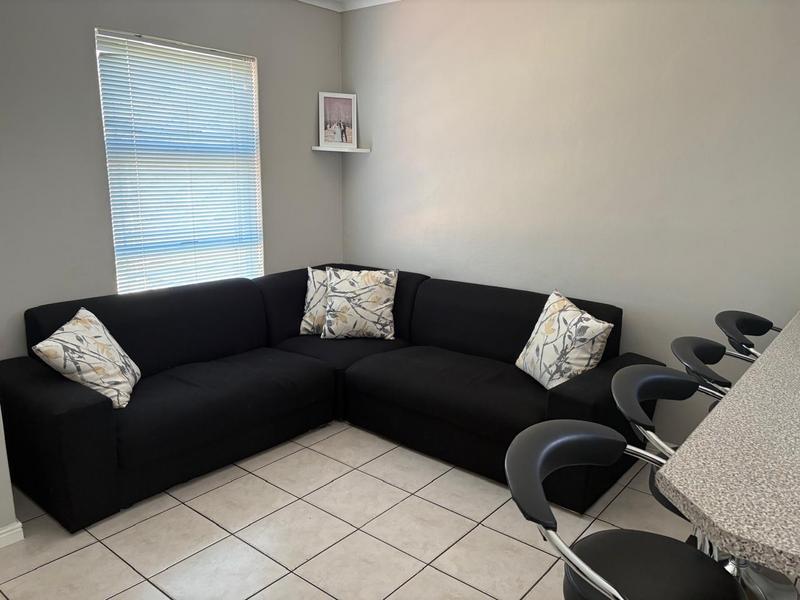 2 Bedroom Property for Sale in Retreat Western Cape